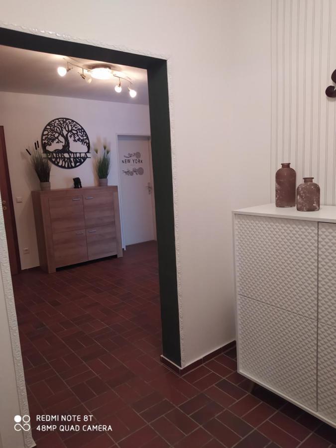 Park Villa Ferienwohnung Mit Pool Und 3 Schlafzimmer Uelzen Ngoại thất bức ảnh